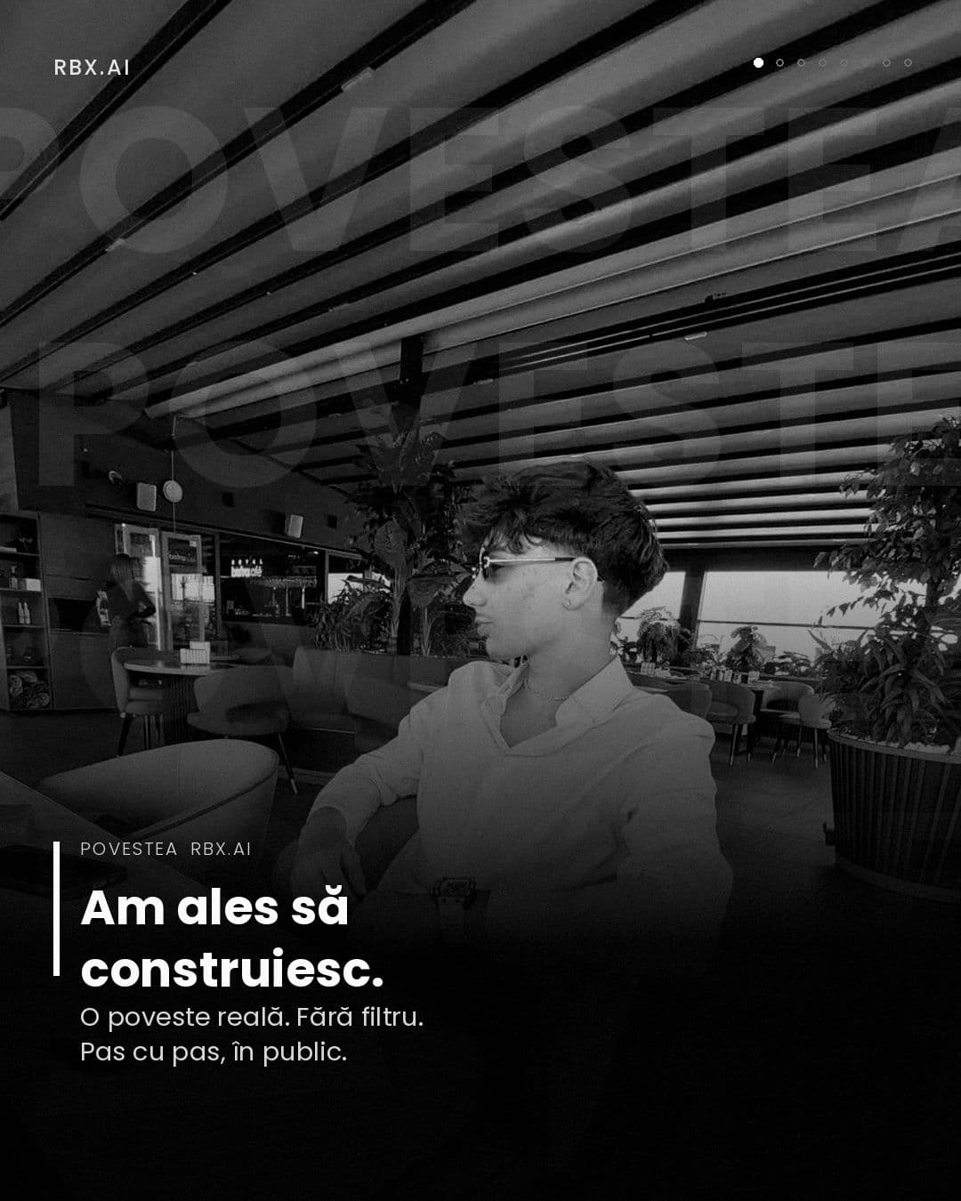 Povestea, construită în public
